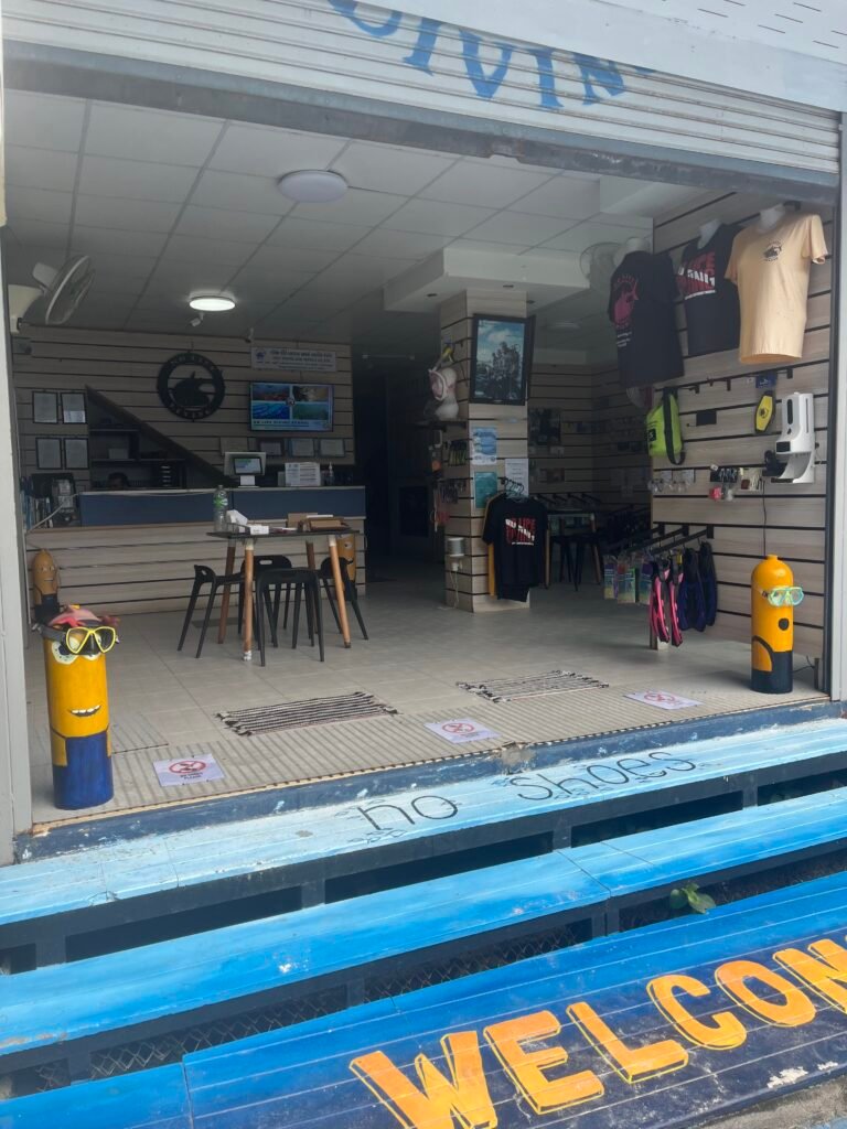 Freediving Koh Lipe beach center